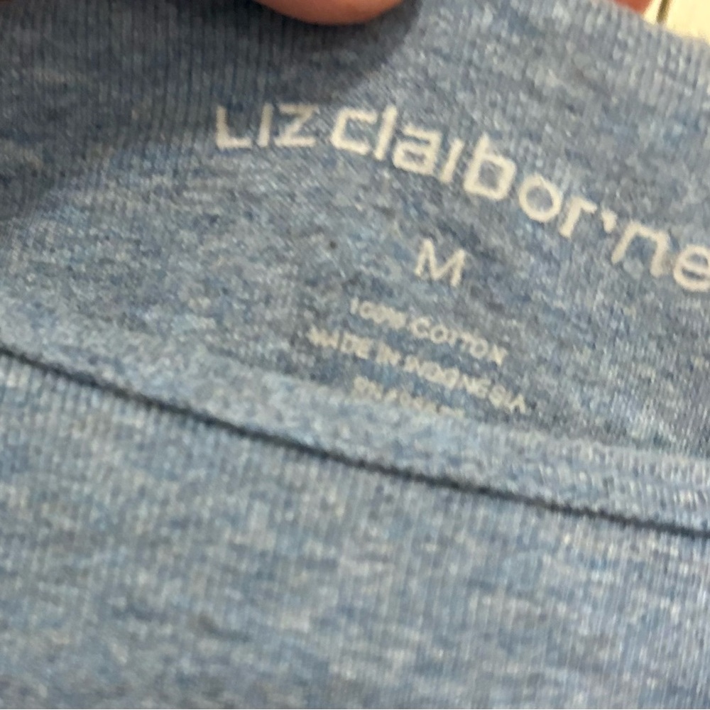 Liz Claiborne Fitted Blue Long Sleeve Tee - Picture 3 of 3